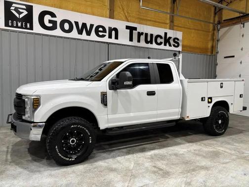 Oxford White 2019 Ford F-250 XL