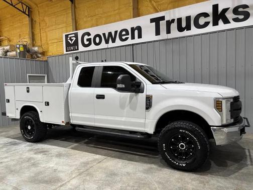 Oxford White 2019 Ford F-250 XL
