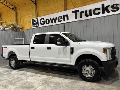 Oxford White 2019 Ford F-250 XL