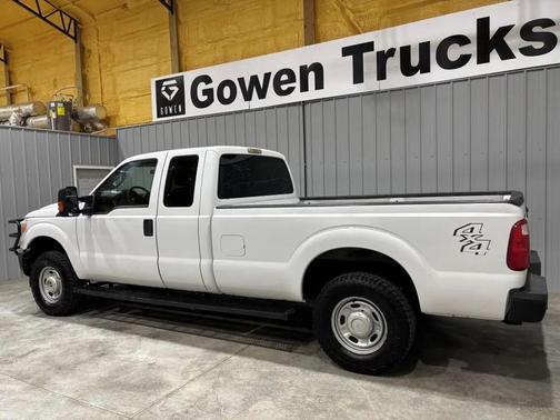 Oxford White 2016 Ford F-250 XL