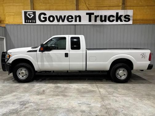 Oxford White 2016 Ford F-250 XL