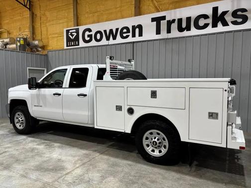 Summit White 2019 Chevrolet Silverado 2500 WT