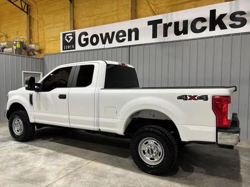 Oxford White 2019 Ford F-250 XL