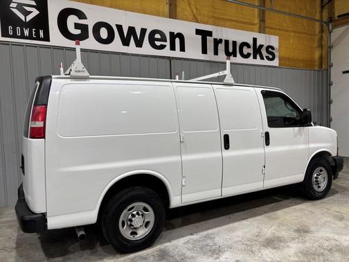 2017 Chevrolet Express 2500 Work Van