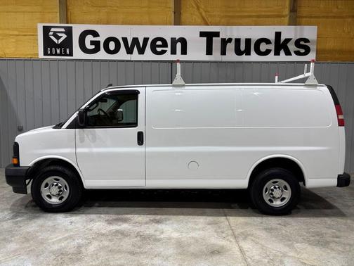 2017 Chevrolet Express 2500 Work Van