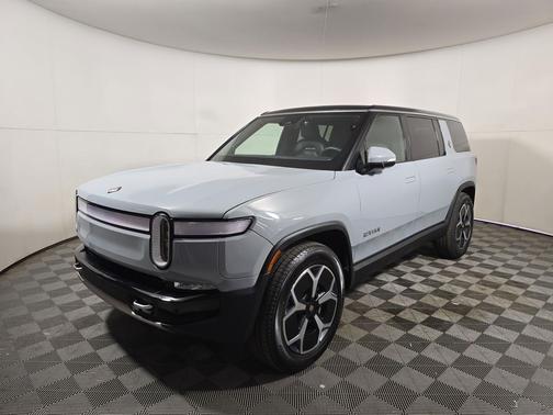 Limestone 2024 Rivian R1S Adventure Package