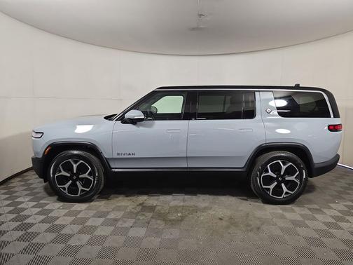 Limestone 2024 Rivian R1S Adventure Package
