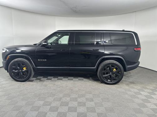 2022 Rivian R1S Launch Edition