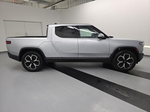 2022 Rivian R1T Adventure