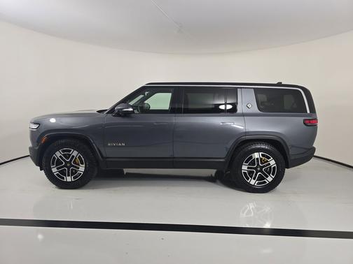 2023 Rivian R1S Launch Edition