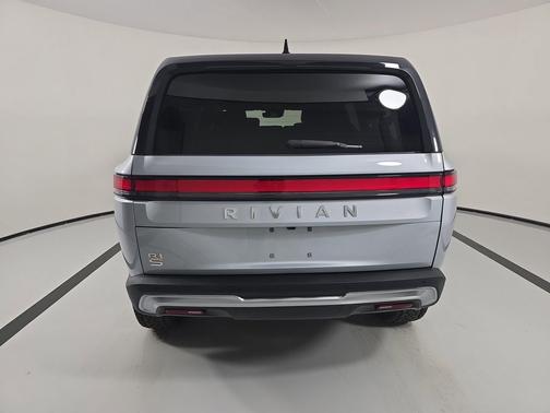 2022 Rivian R1S Launch Edition