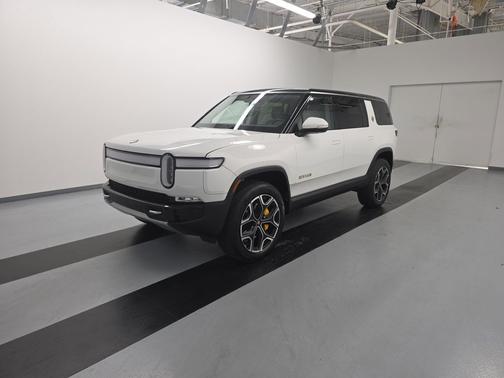 2023 Rivian R1S Launch Edition