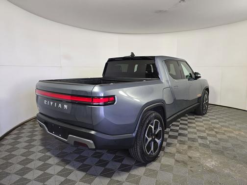 El Cap Granite 2022 Rivian R1T Adventure