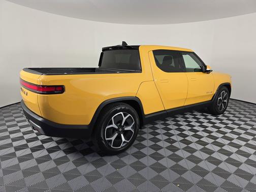2023 Rivian R1T Adventure Quad Motor Large Pack