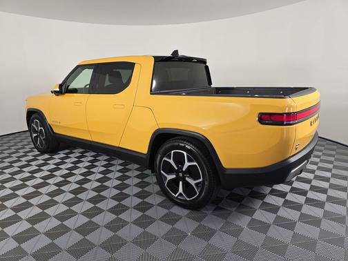 2023 Rivian R1T Adventure Quad Motor Large Pack