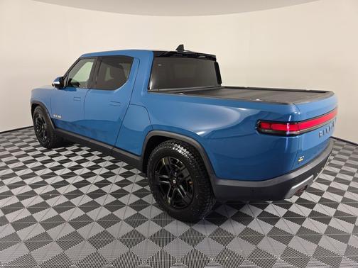 2022 Rivian R1T Adventure