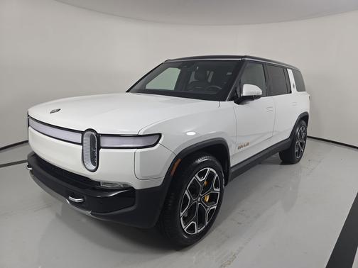 2022 Rivian R1S Launch Edition