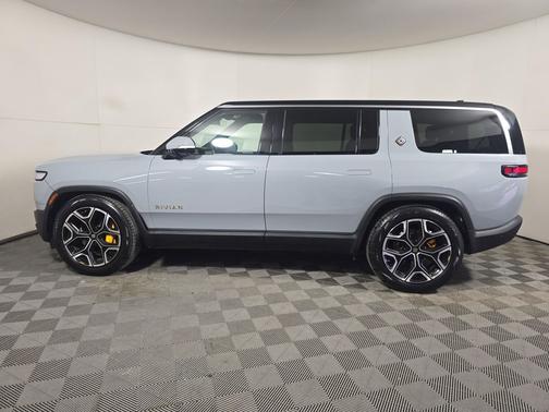 2022 Rivian R1S Launch Edition