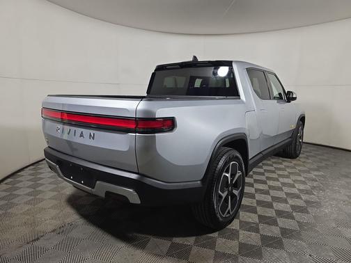 2022 Rivian R1T Adventure
