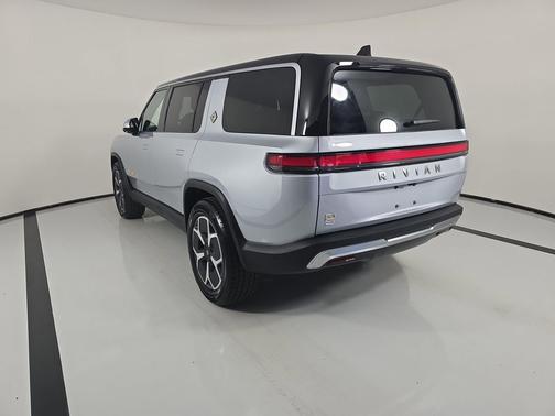LA Silver 2024 Rivian R1S Adventure Quad Motor Large Pack