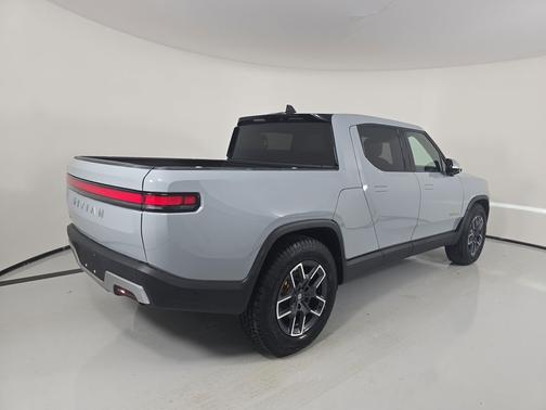 Limestone 2023 Rivian R1T Adventure Quad Motor Large Pack