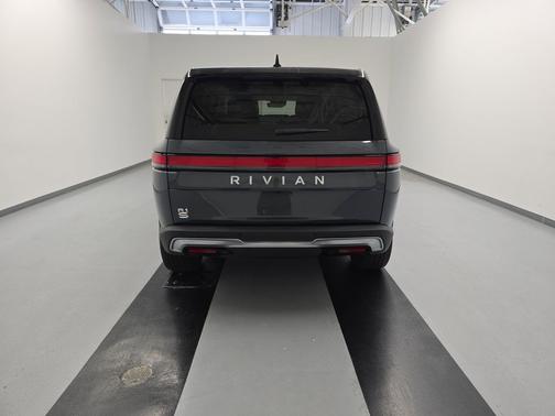 2023 Rivian R1S Launch Edition