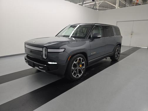 2023 Rivian R1S Launch Edition