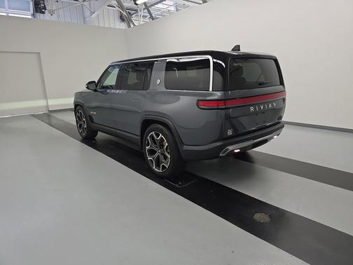 2023 Rivian R1S Launch Edition