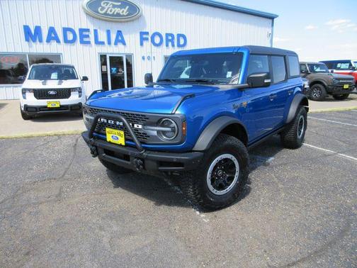 Velocity Blue Metallic 2024 Ford Bronco Badlands