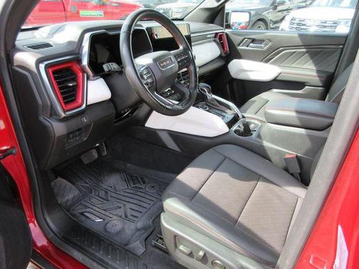 2024 GMC Canyon AT4X