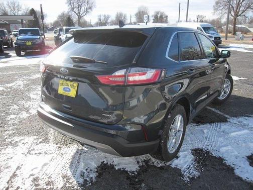 2022 Ford Edge SEL