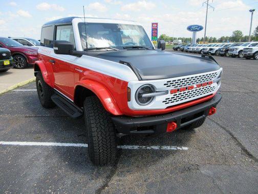 Oxford White 2025 Ford Bronco Stroppe Edition