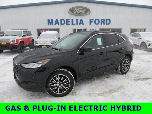 2026 Ford Escape PHEV SE