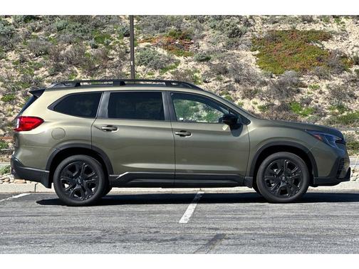 Autumn Green Metallic 2025 Subaru Ascent Onyx Edition Touring