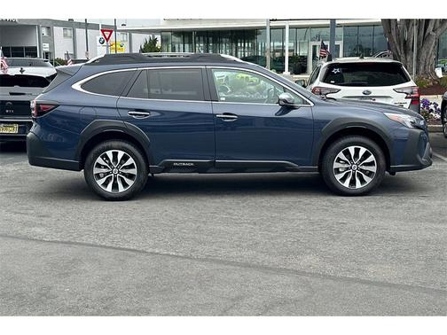2025 Subaru Outback Touring