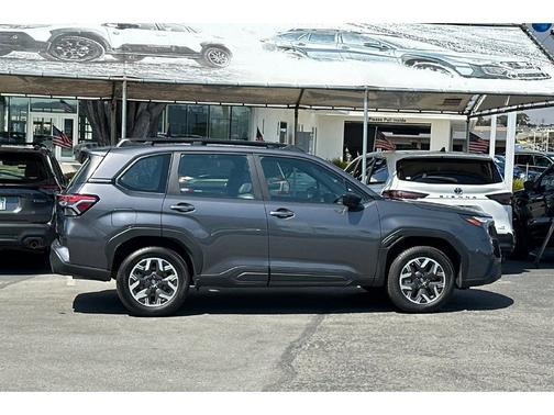 Magnetite Gray Metallic 2026 Subaru Forester Base