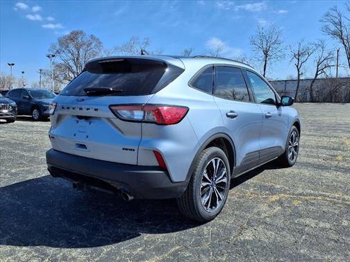 2022 Ford Escape SEL