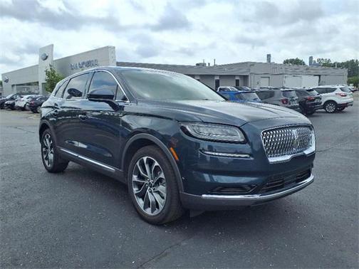 2023 Lincoln Nautilus Reserve