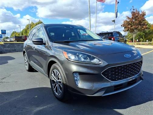 2020 Ford Escape SEL