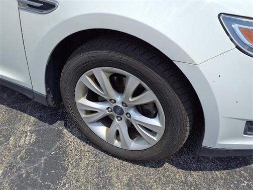 2012 Ford Taurus SEL