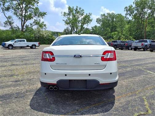 2012 Ford Taurus SEL