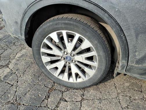 2021 Ford Escape Titanium