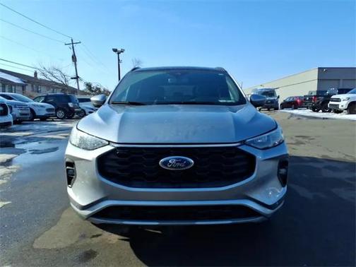 2024 Ford Escape ST-Line Elite