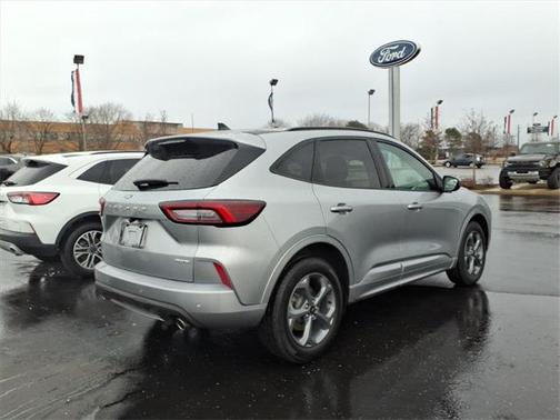 2023 Ford Escape ST-Line Select