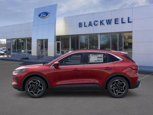 2026 Ford Escape Platinum