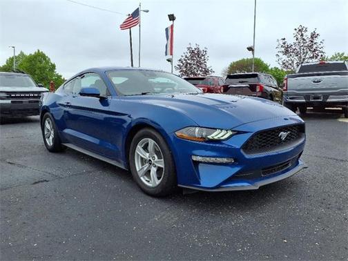 2022 Ford Mustang EcoBoost