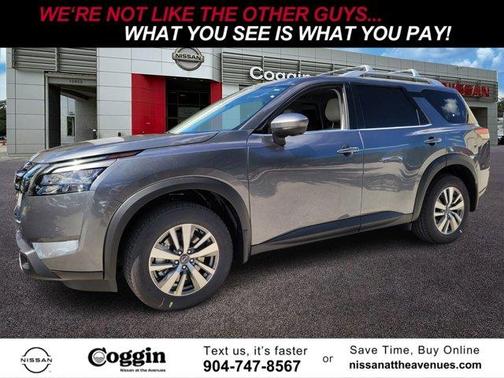 2025 Nissan Pathfinder SL