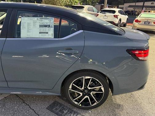 2025 Nissan Sentra SR