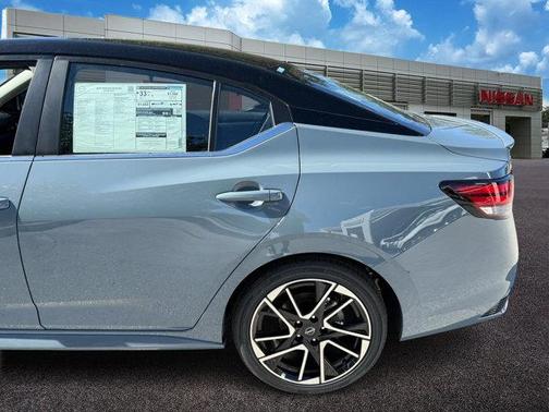 2025 Nissan Sentra SR