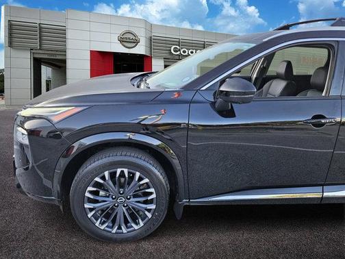 2025 Nissan Rogue Platinum